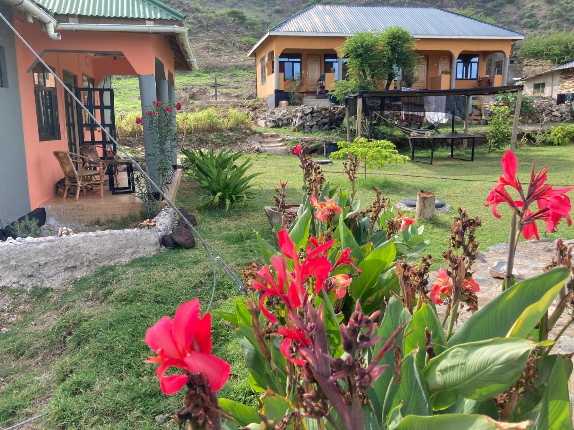 Mtowabaga Lake Natron Maasai Guesthouse المظهر الخارجي الصورة