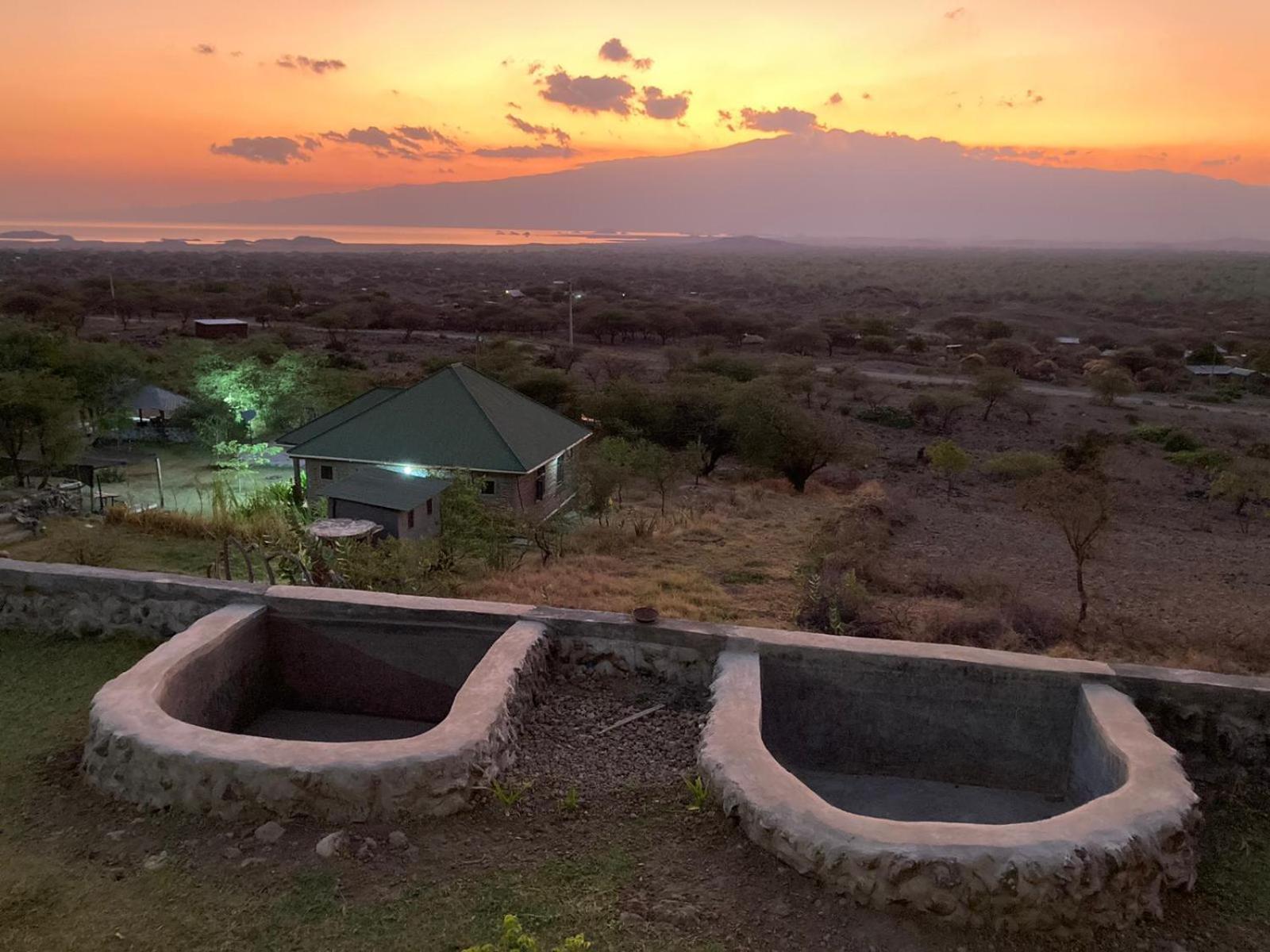 Mtowabaga Lake Natron Maasai Guesthouse المظهر الخارجي الصورة
