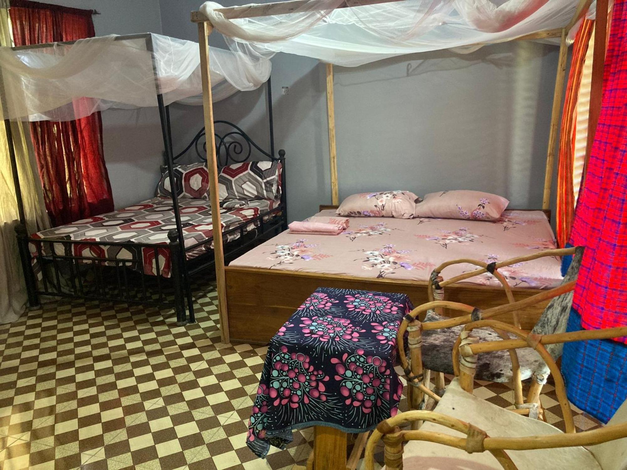 Mtowabaga Lake Natron Maasai Guesthouse المظهر الخارجي الصورة